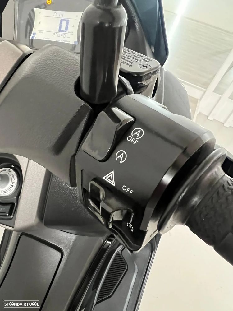 Yamaha NMAX 125 - 13