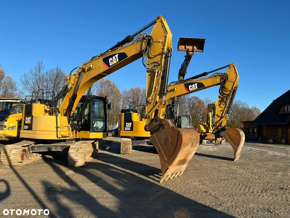 Caterpillar 325FLCR - 25