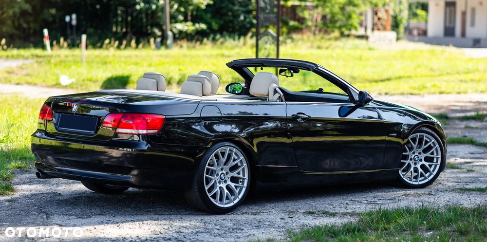 BMW Seria 3 320i Edition Exclusive - 16