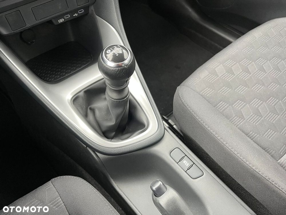 Toyota Yaris 1.5 Comfort - 16