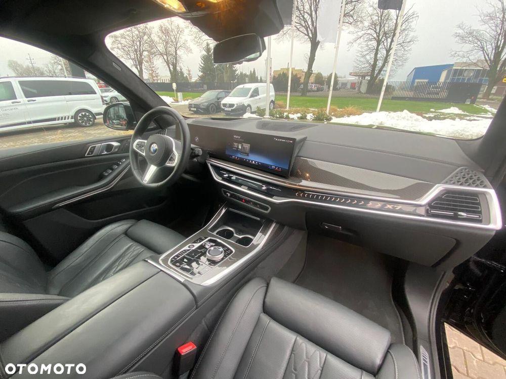 BMW X7 - 16