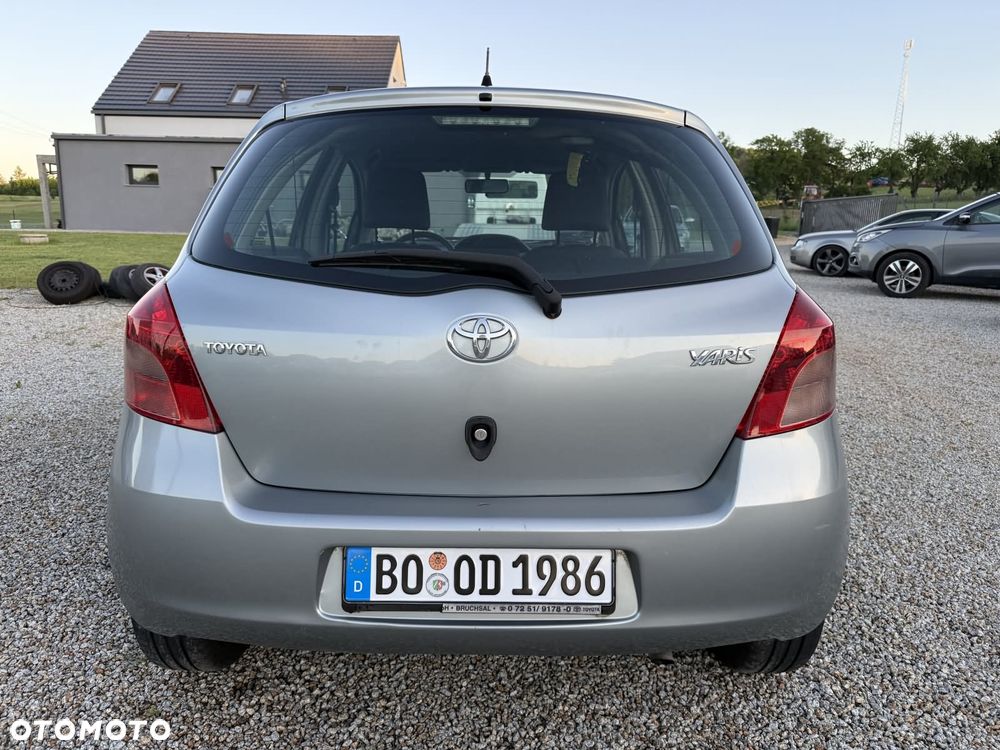 Toyota Yaris 1.3 VVT-i Cool - 6