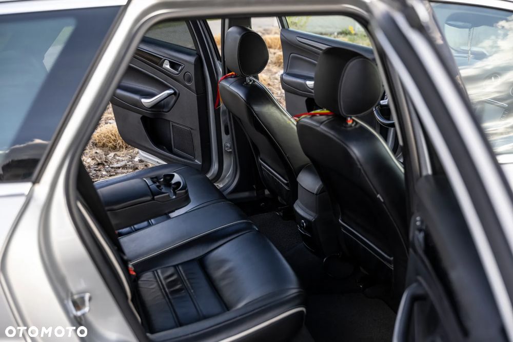 Ford Mondeo - 9