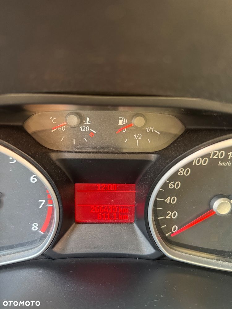 Ford Mondeo 2.0 Ghia X100 / X - 8