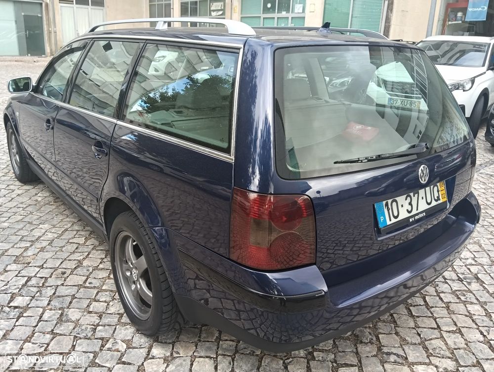 VW Passat Variant 1.6 Confortline - 15