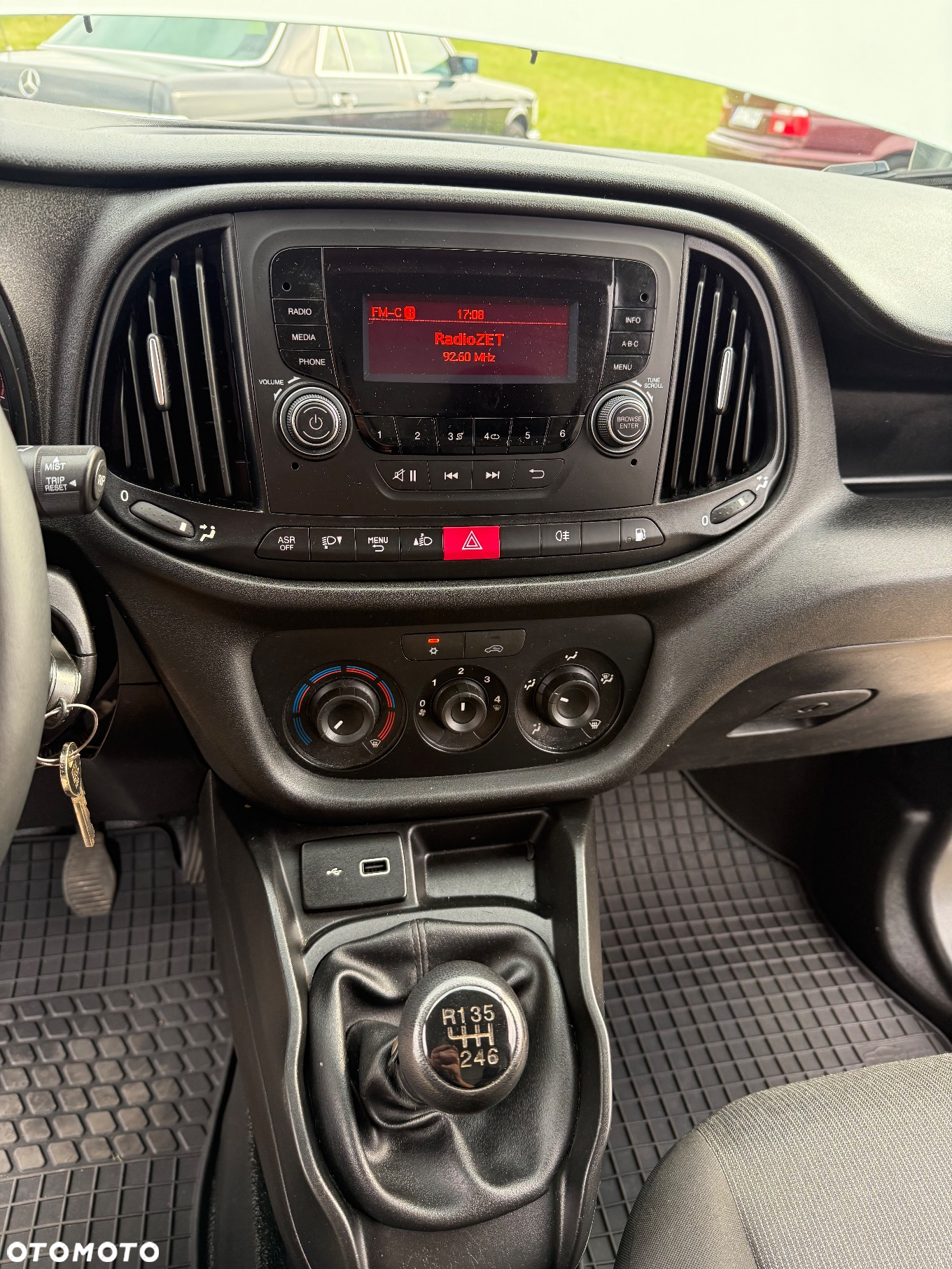 Fiat DOBLO MAXI 1.4 TJET 120 KM 87000 KM IDEALNY STAN JAK NOWY OKAZJA 100% PEWNY - 13