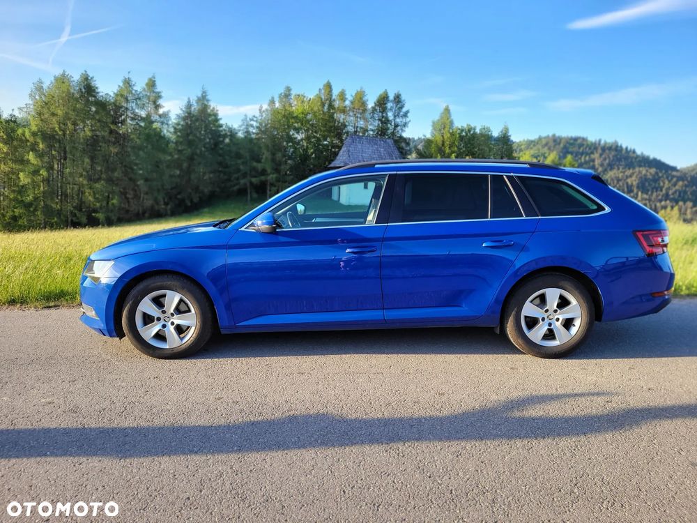 Skoda Superb 2.0 TDI DSG Ambition - 5