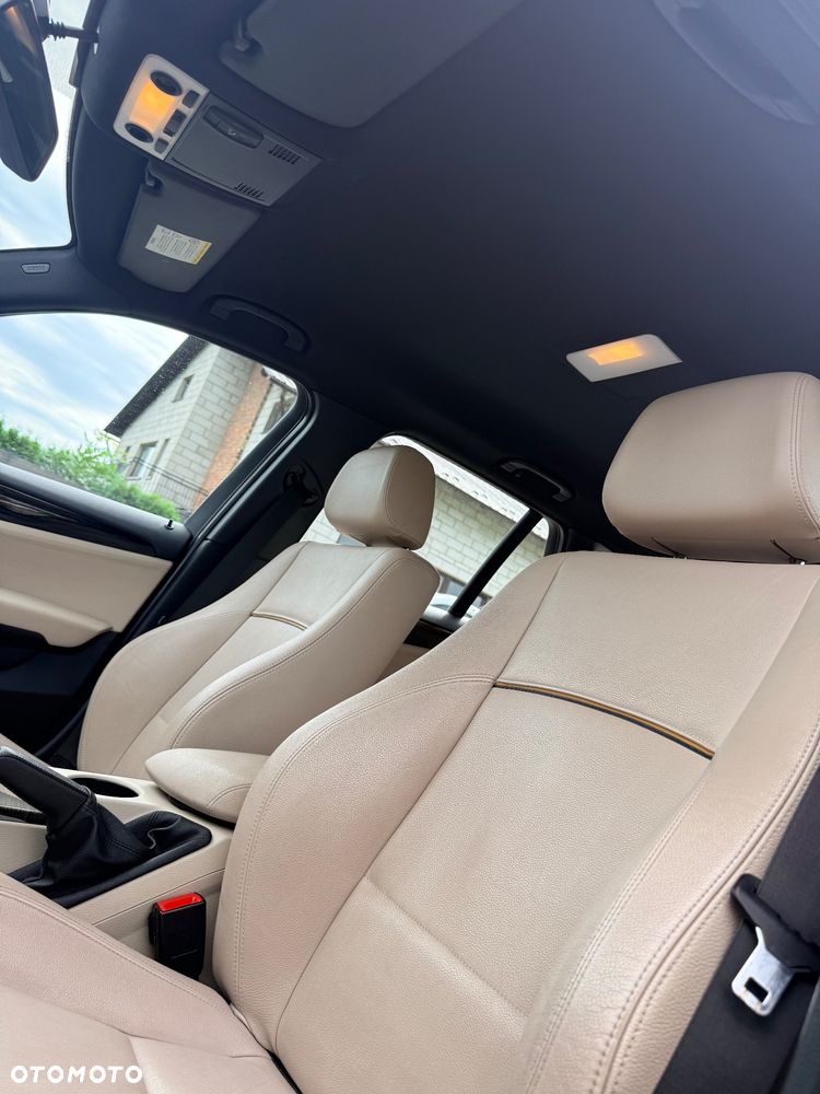 BMW X1 xDrive20d - 15