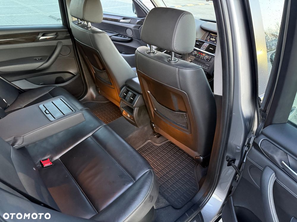 BMW X3 xDrive28i - 23