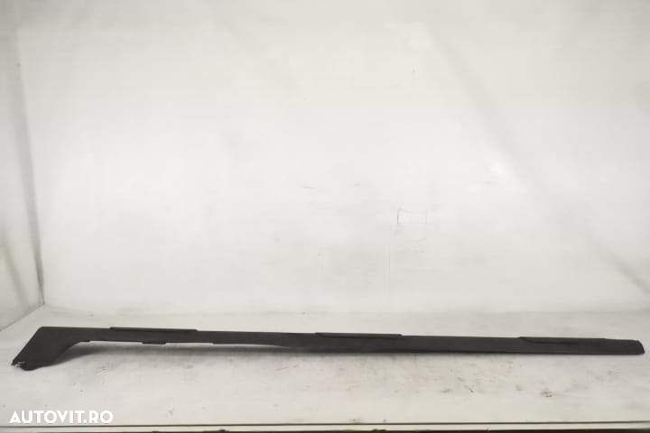 Ornament Prag Stanga Original In Stare Buna Jogger 2022 2023 Dacia - 2