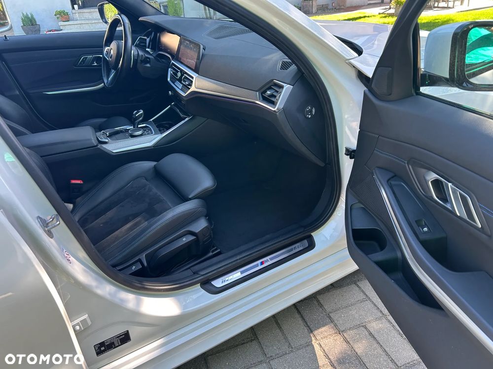 BMW Seria 3 320d M Sport Shadow - 14