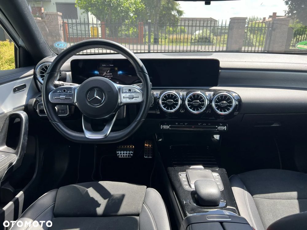 Mercedes-Benz Klasa A 200 4Matic 8G-DCT Advanced AMG Line - 25