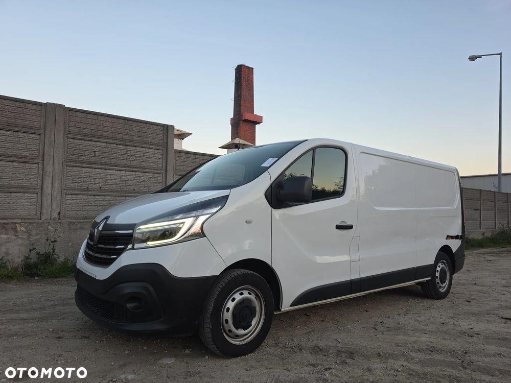Renault Trafic - 26
