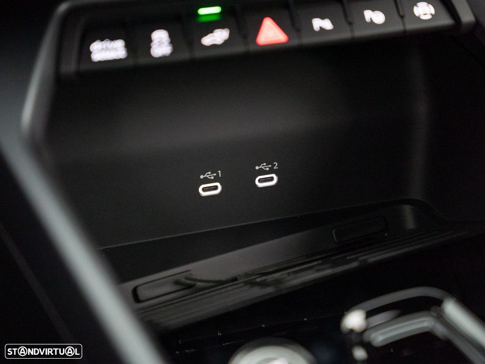 Audi A3 Sportback 40 TFSIe — fotografia 27