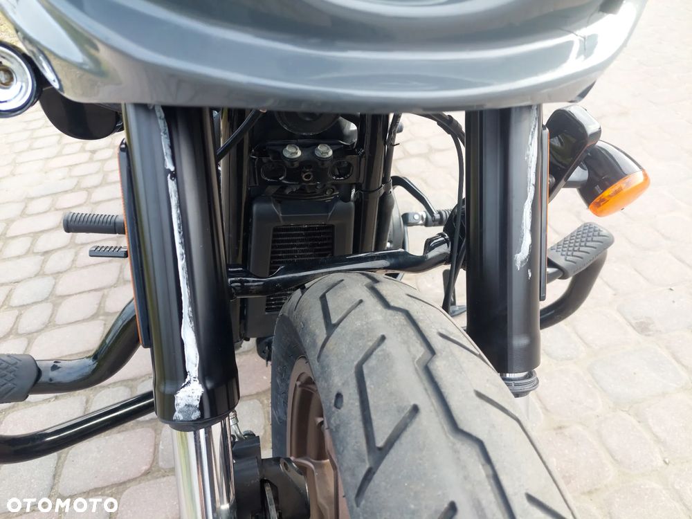 Harley-Davidson Softail Low Rider - 12