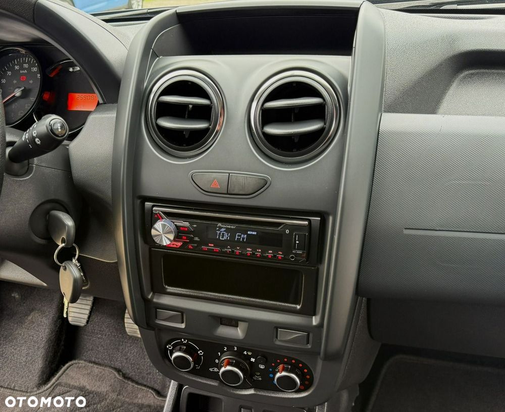 Dacia Duster SCe 115 2WD Essential - 31