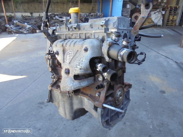 Motor K7JA714 K7J714 DACIA SANDERO 2009 1.4I 75CV 5P VERMELHO - 4