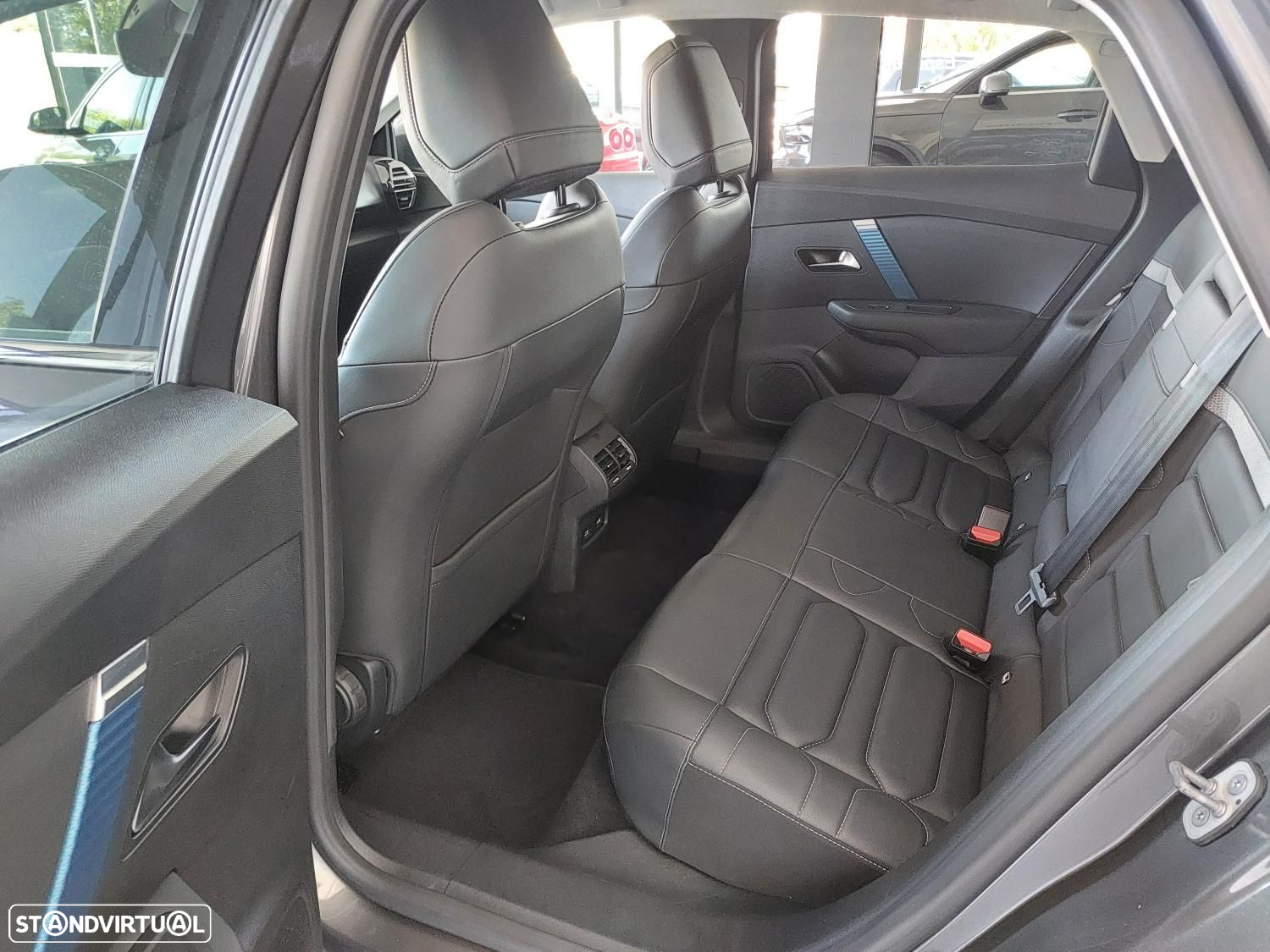 Citroën e-C4 50 kWh Shine Pack - 17
