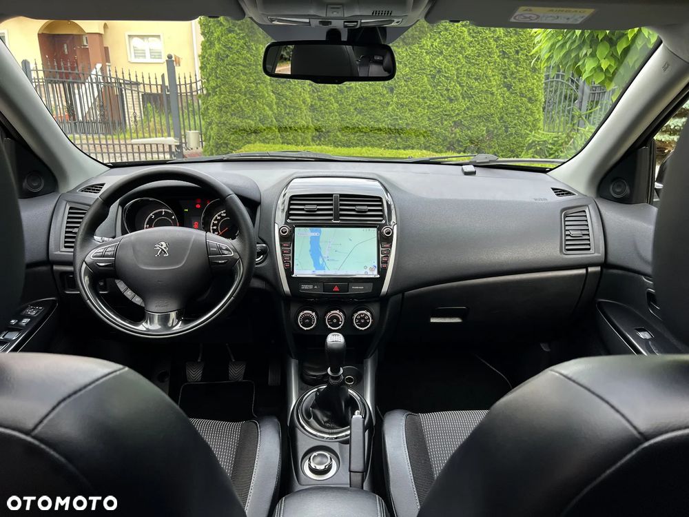 Peugeot 4008 - 28