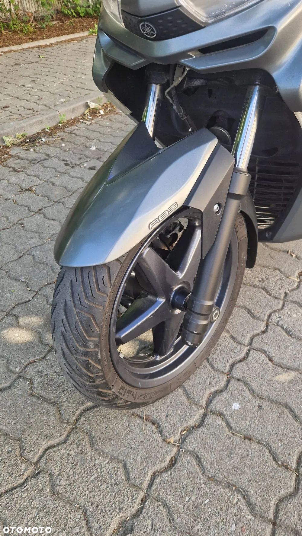 Yamaha X-max - 7
