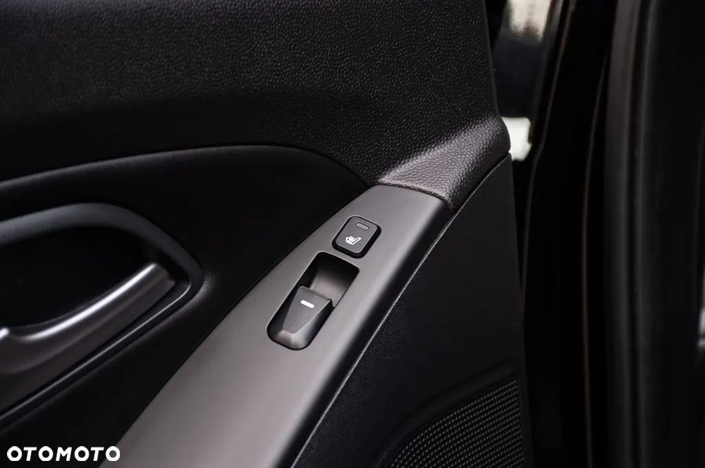 Hyundai ix35 1.6 GDI Premium 2WD - 18