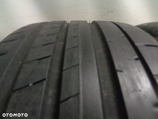 YOKOHAMA ADVAN SPORT V107 225/40ZR18 92Y - 3
