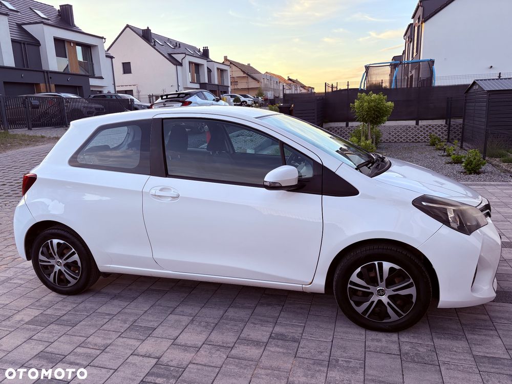 Toyota Yaris - 4