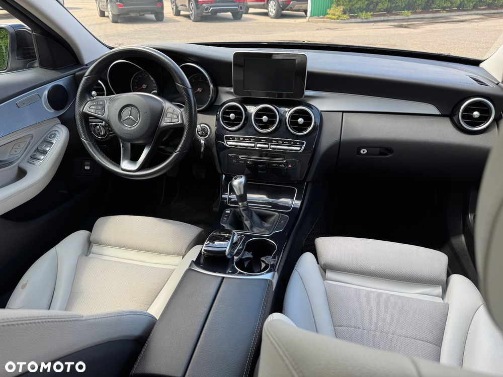 Mercedes-Benz Klasa C 200 (BlueTEC) d Avantgarde - 22