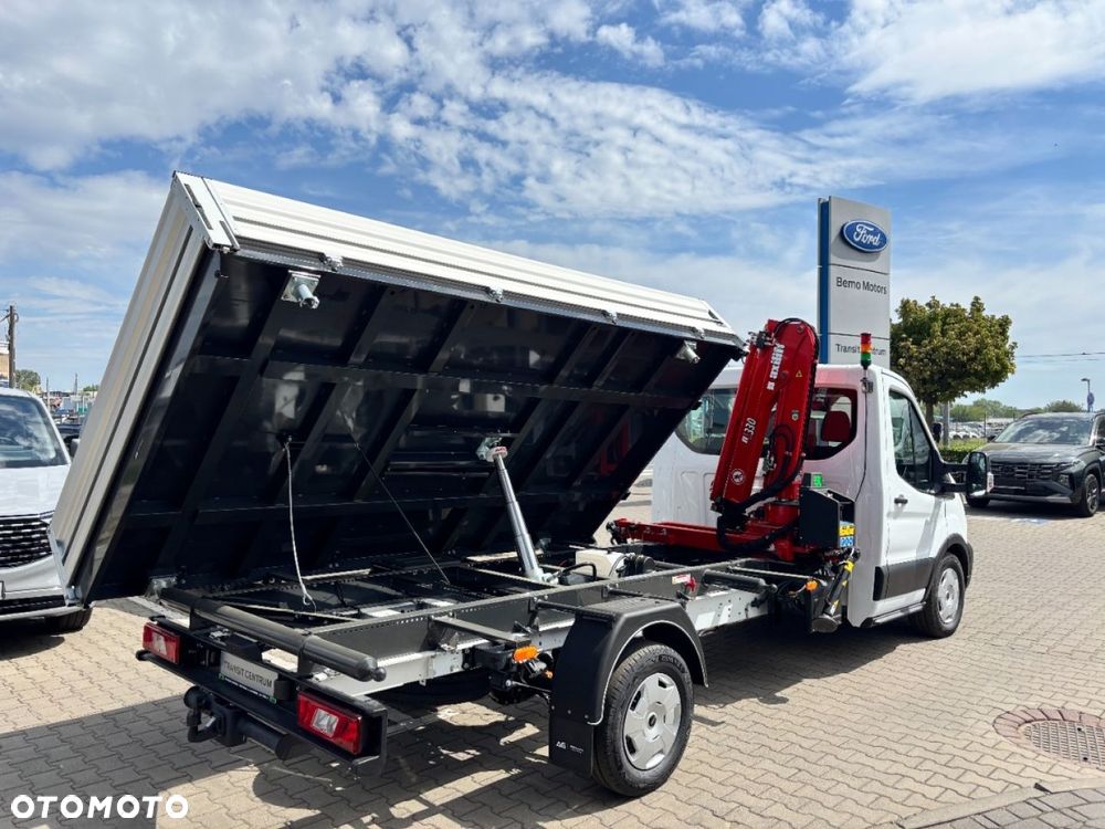 Ford Transit - 12