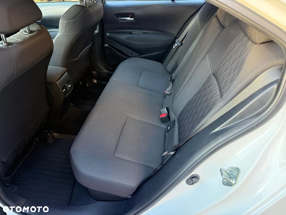 Toyota Corolla 1.8 Hybrid GPF Comfort - 13