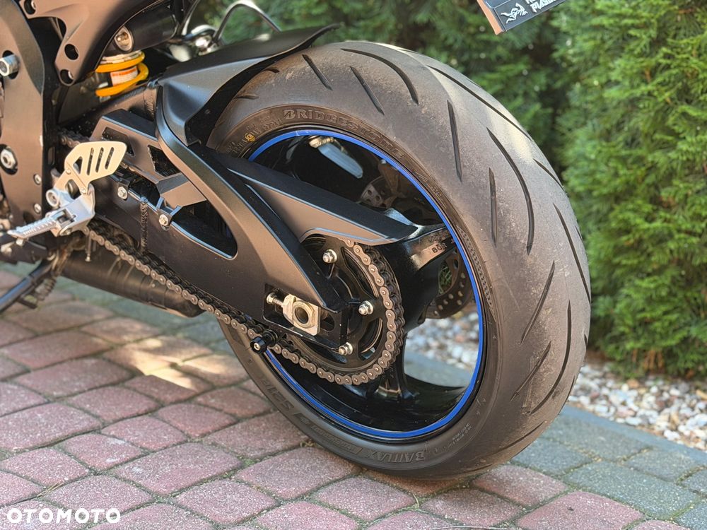 Suzuki GSX-R - 21