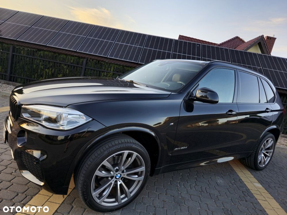 BMW X5 xDrive30d Sport-Aut - 4