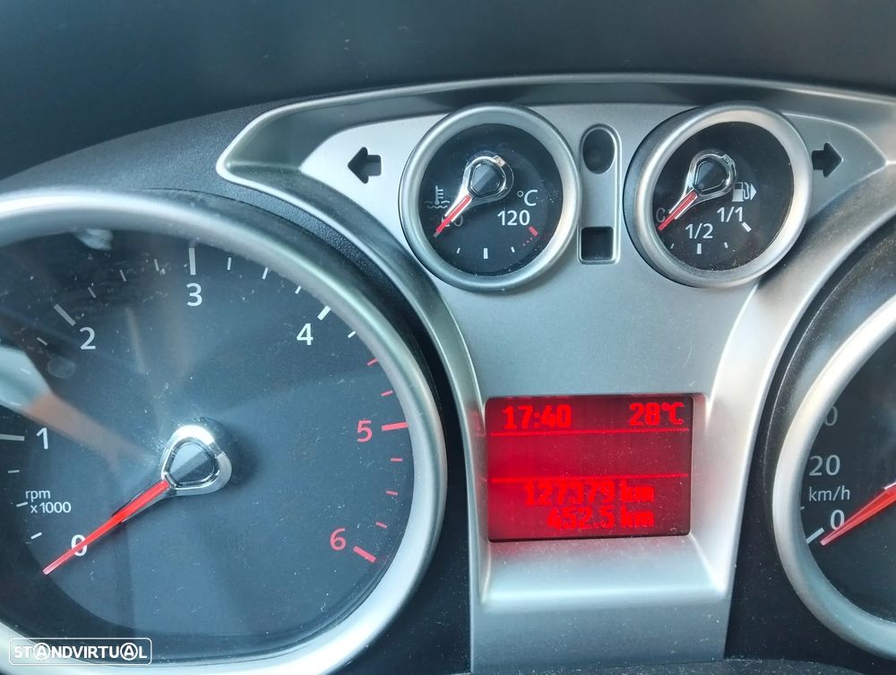 Ford Focus SW 1.6 TDCi Titanium 17 - 10