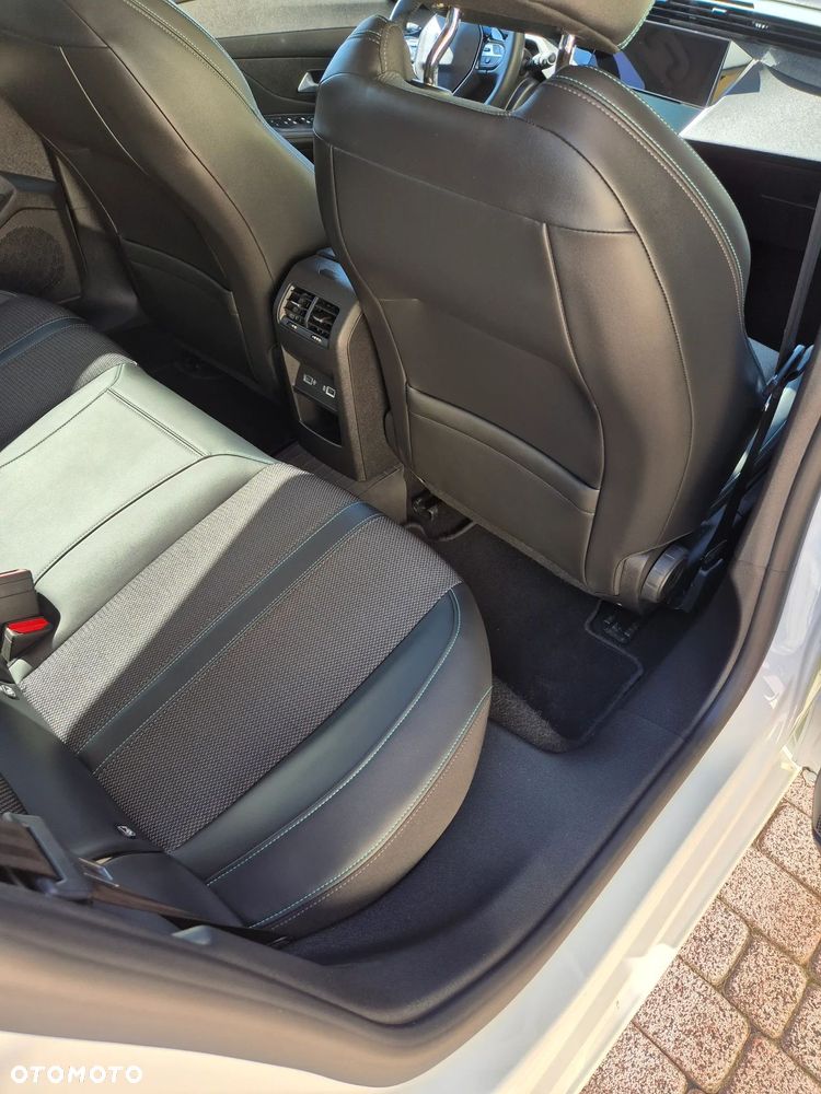 Peugeot 308 BlueHDi 130 EAT8 Stop & Start Allure Pack - 12