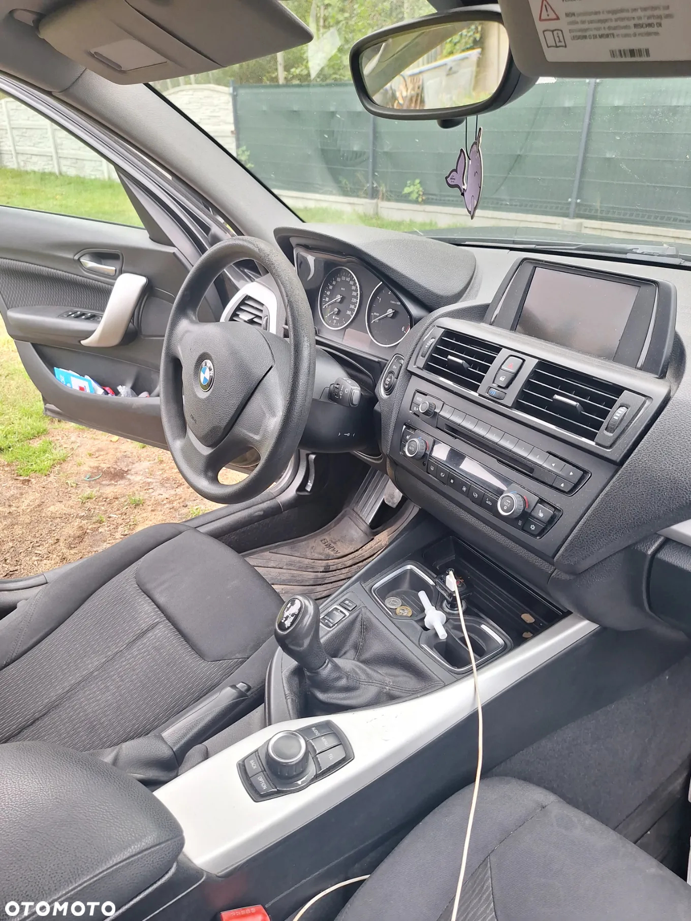 BMW Seria 1 116d DPF - 10