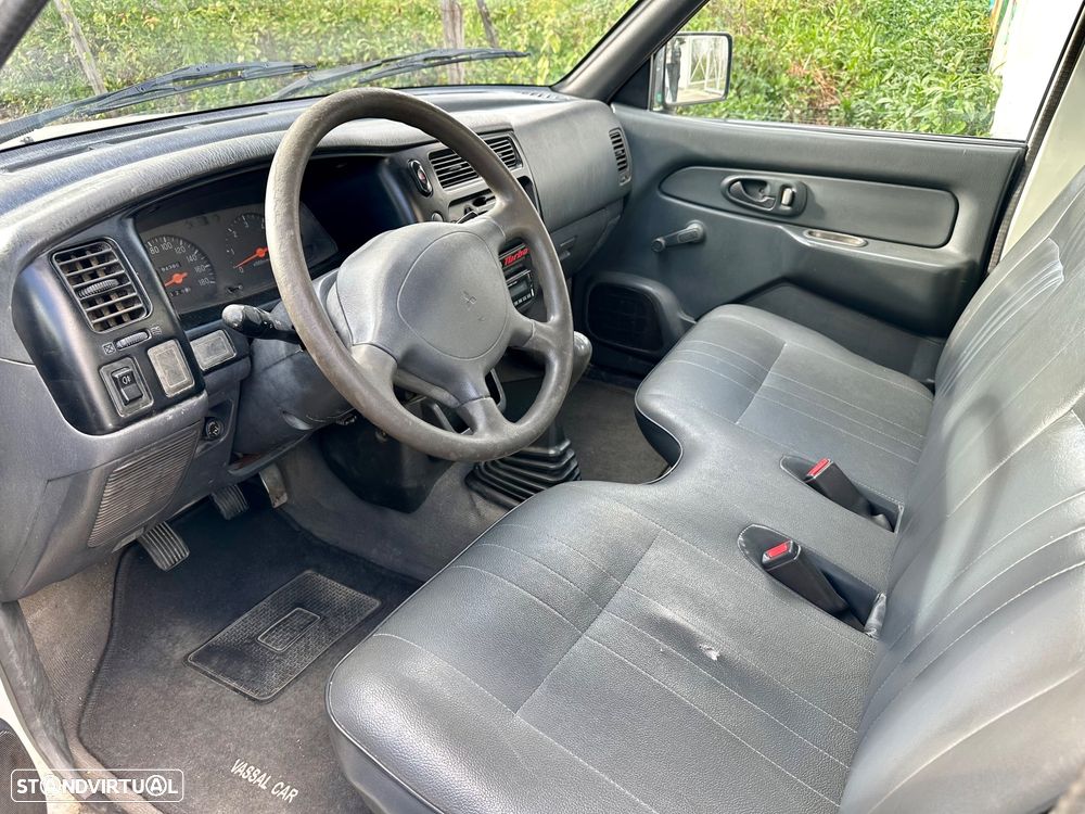 Mitsubishi L200 2.5 TD Club 3L CM - 9
