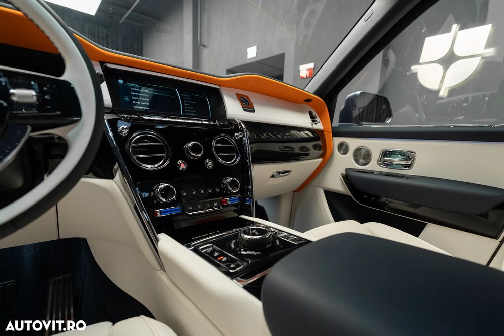 Rolls-Royce Cullinan Standard - 21