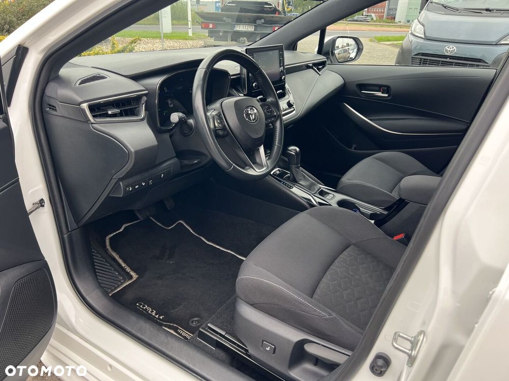 Toyota Corolla 1.8 Hybrid Comfort - 21