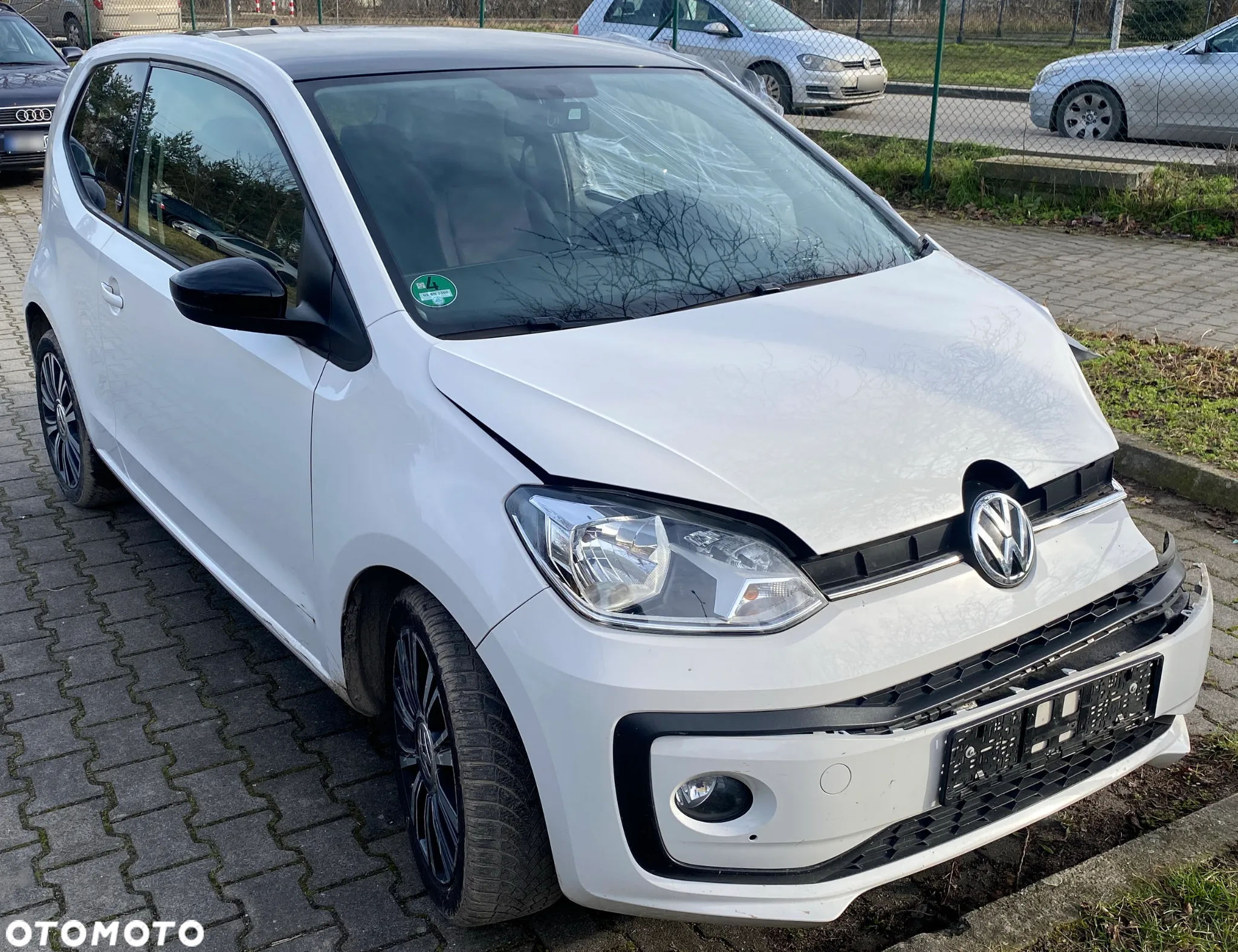 Volkswagen up! sound - 10