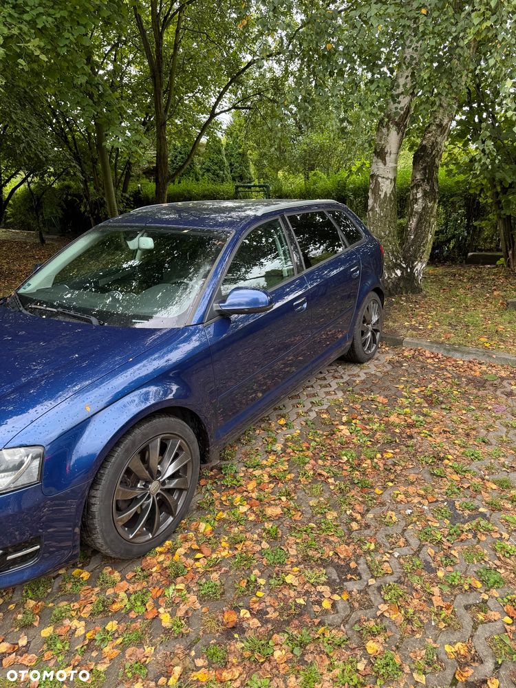 Audi A3 Sportback - 3