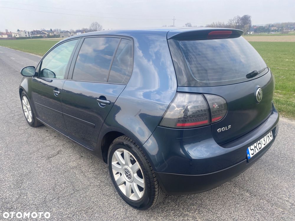 Volkswagen Golf 1.9 TDI Sportline - 3
