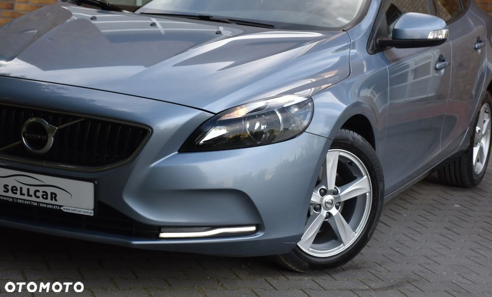 Volvo V40 D2 - 33