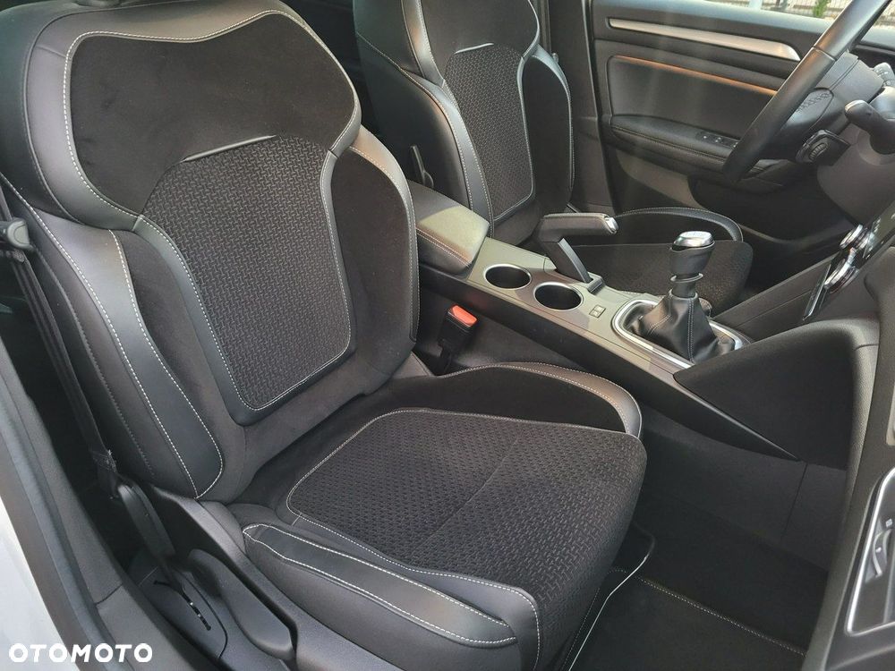 Renault Megane 1.3 TCe FAP Intens - 18