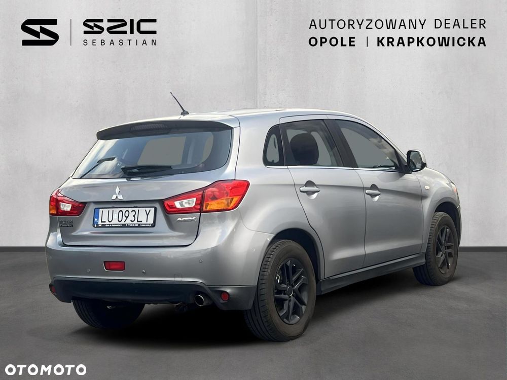 Mitsubishi ASX - 5