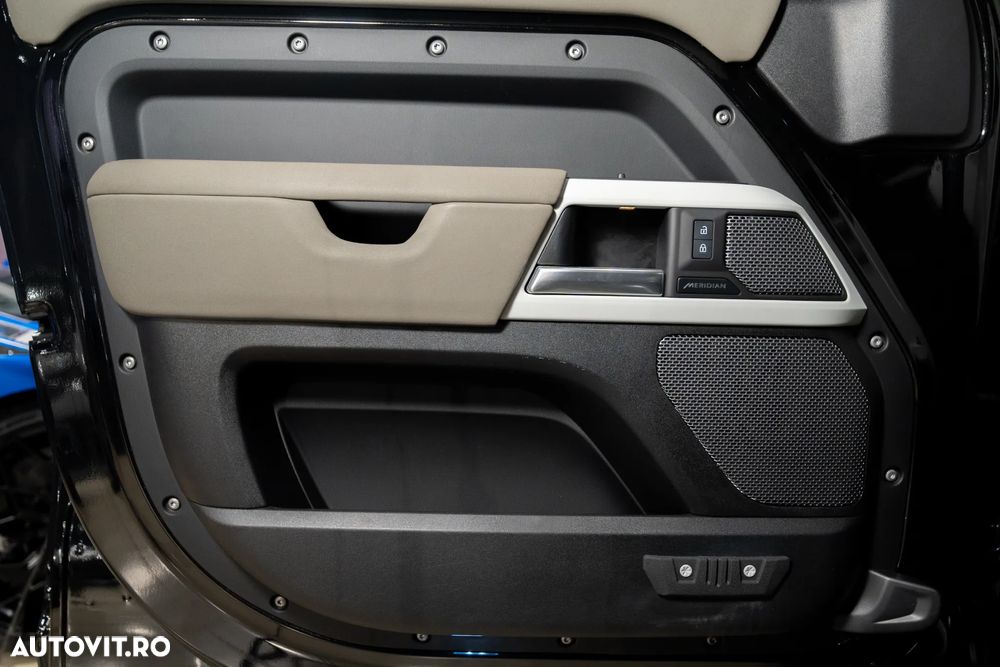 Land Rover Defender 110 3.0 P400 MHEV XS Edition - 18