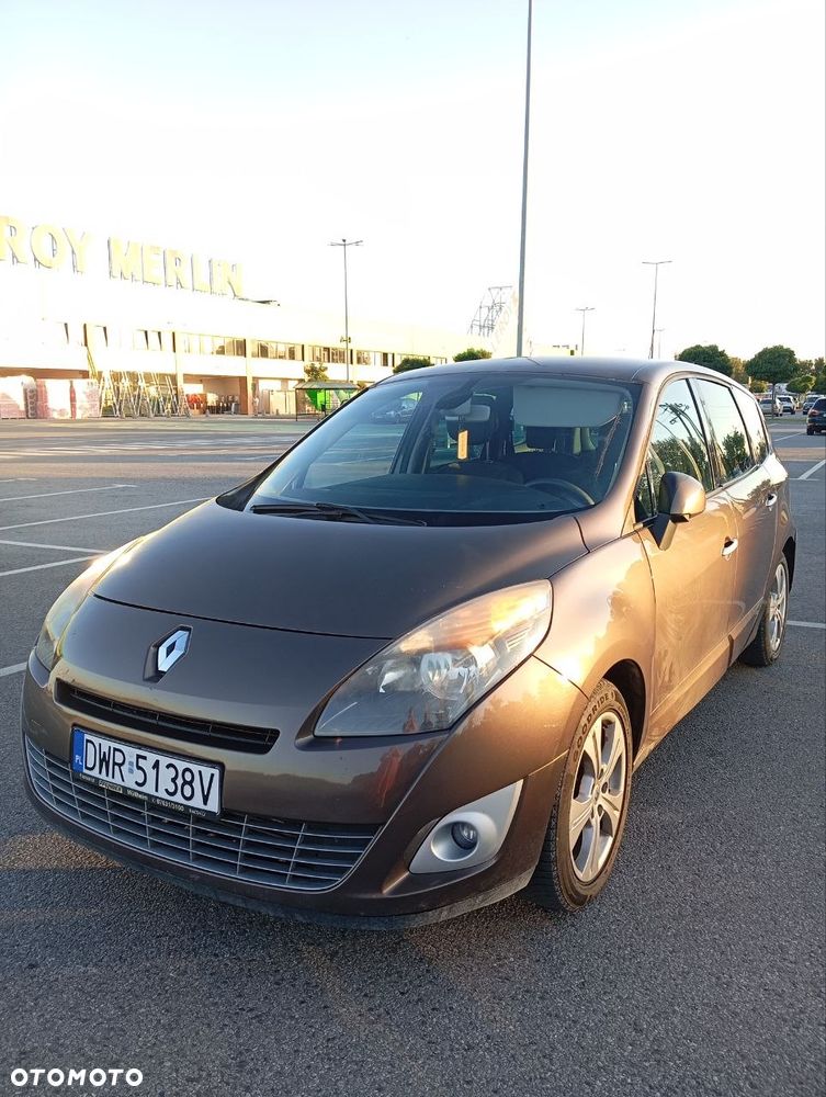 Renault Scenic TCe 130 Luxe - 1