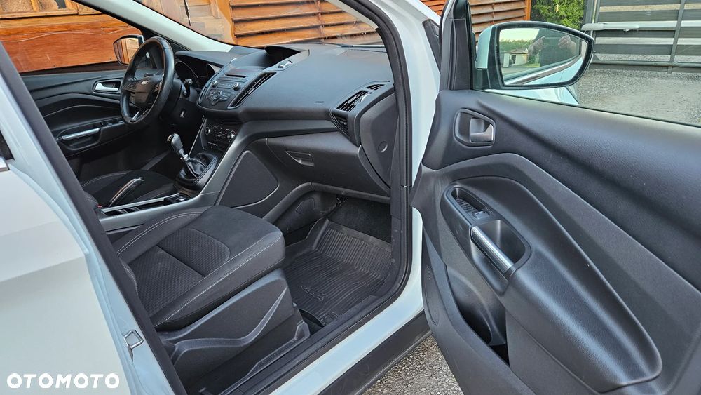 Ford Kuga 1.5 EcoBoost FWD Trend - 26