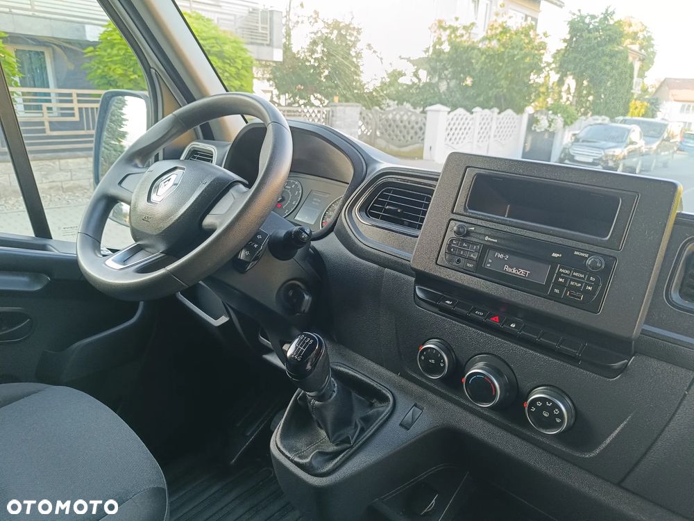 Renault Master - 32