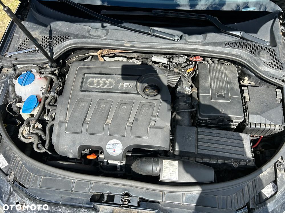 Audi A3 Sportback 1.6 TDI DPF Ambiente - 13