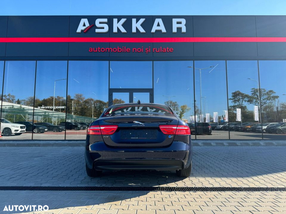 Jaguar XE 20d Aut. Prestige - 6